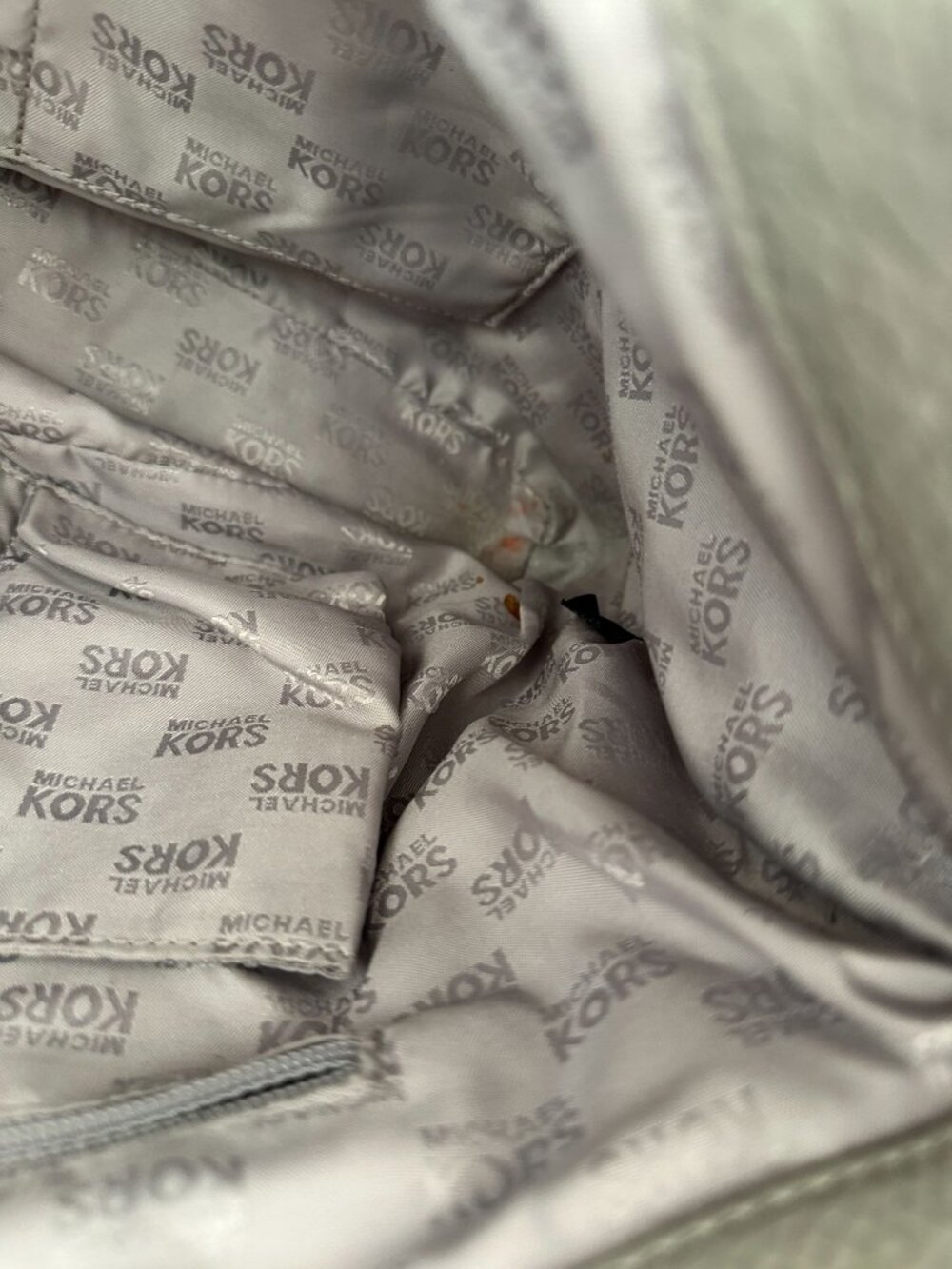 Michael Kors Grey Pebbled Leather Tote Bag Logo Lining Silver Hardware & Charm - Picture 6 of 9